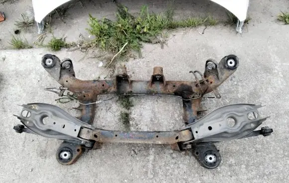 BMW 3 E90 E91 Rear subframe