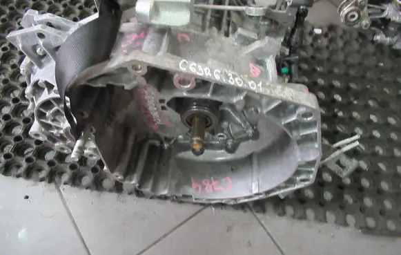 Fiat 500X Manual 6 speed gearbox C63063001