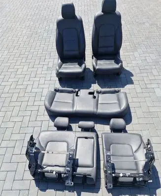 Seat set