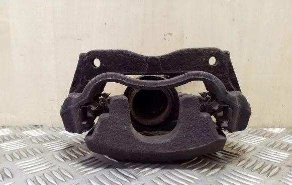 Toyota Verso Front brake caliper