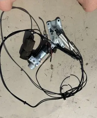 Mercedes-Benz ML W164 Tailgate/trunk strut/damper A1648002248