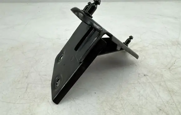 Volkswagen Golf VII ABS pump bracket 5Q2614235E