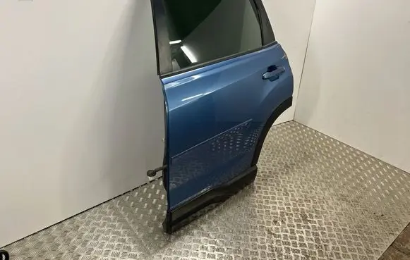 Subaru Forester SK Rear door 