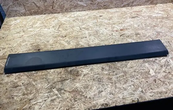 Renault Master III Sliding door trim (molding) 828210160R