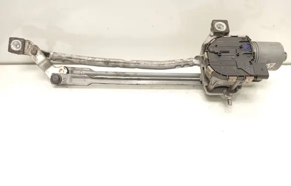 Front wiper linkage and motor