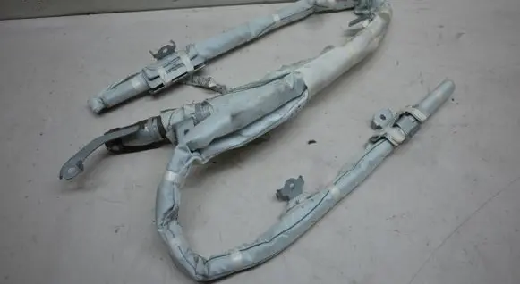 Mazda 3 II Roof airbag