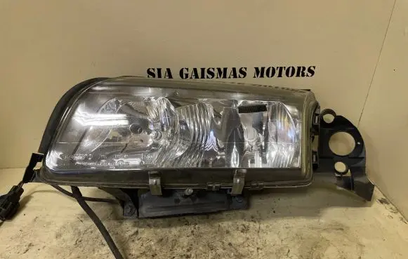 Volvo S80 Headlight/headlamp 89002807