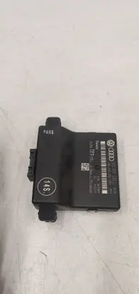 Seat Leon (1P) Gateway control module 1K0907530L 1K0907951
