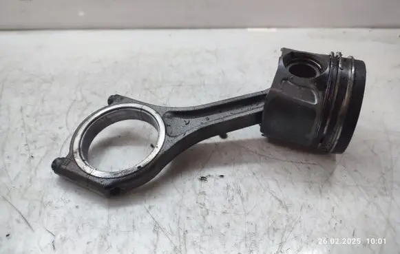 Land Rover Range Rover Sport L320 Piston with connecting rod