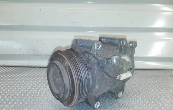 Volvo XC70 Air conditioning (A/C) compressor (pump)