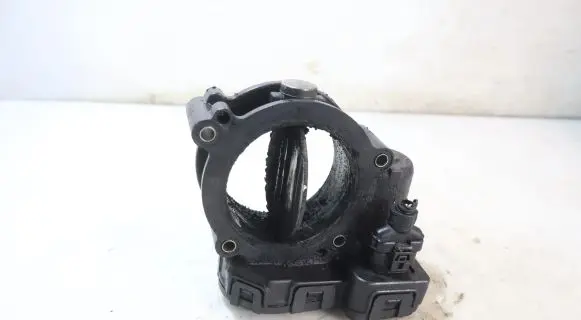 Infiniti Q50 Throttle body valve A6510900470