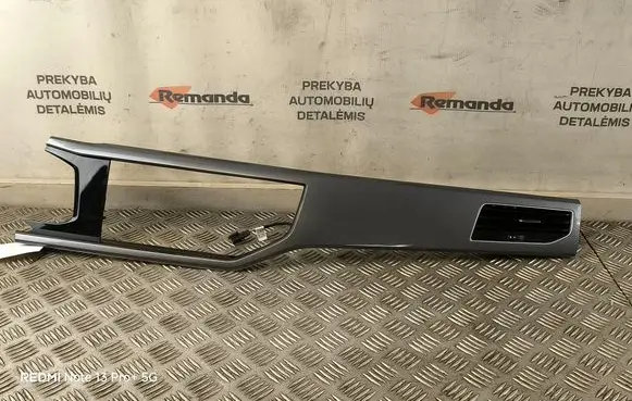 Volkswagen Polo VI Panel trim 2G1858418AC 2G1858082C