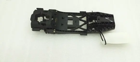 Rear door exterior handle/bracket