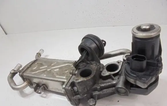 Skoda Fabia Mk2 (5J) EGR valve cooler 03L131512BH