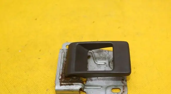 Land Rover Discovery Front door interior handle
