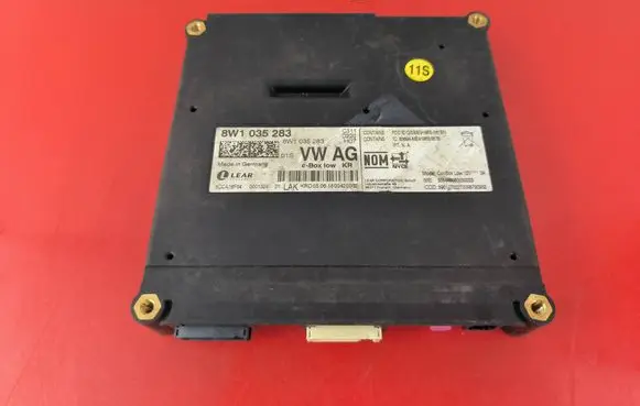 Audi A4 S4 B9 SOS control module 8W1035283B