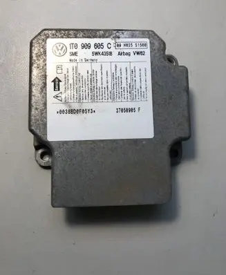 Volkswagen Touran I Airbag control unit/module 1T0909605C