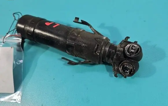 Volkswagen Caddy Headlight washer spray nozzle 1T0955103B IMPRK1586079