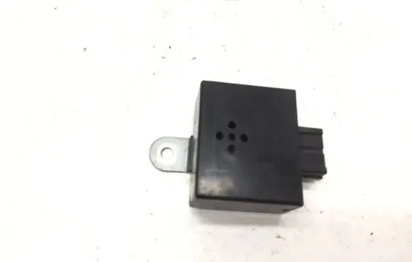 Mitsubishi Pajero Horn buzzer relay MB627899