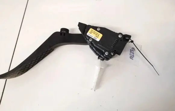 Audi Q7 4L Accelerator throttle pedal 7l0723507b 6pv008026-24