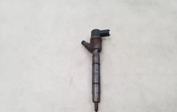 KIA Ceed Fuel injector 338002A900
