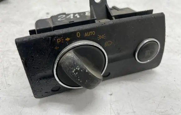 Mercedes-Benz E W211 Light switch 2115450104