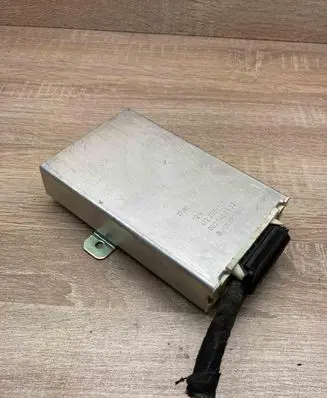 Mercedes-Benz E W123 Cruise control unit/module 0035458632 4122057