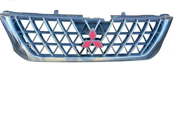 Mitsubishi L200 Front grill MR523853 MR523854