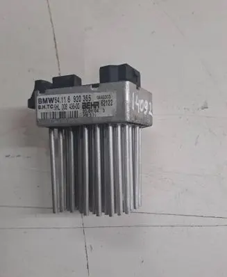 BMW 3 E46 Heater blower motor/fan resistor 6920365