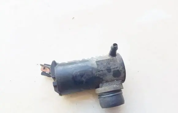 Mazda 626 Windscreen/windshield washer pump 8603101260 860310-1260