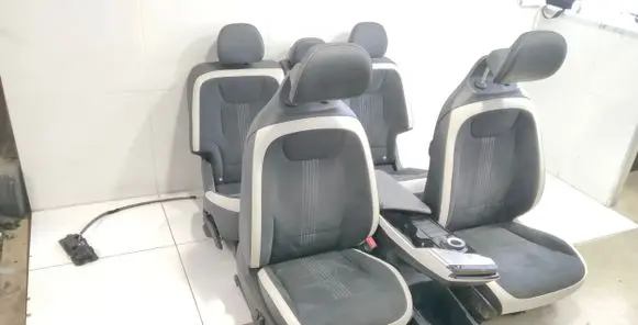 Seat set