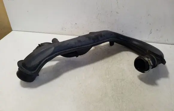 Ford Kuga II Intercooler hose/pipe F1F19C623BA