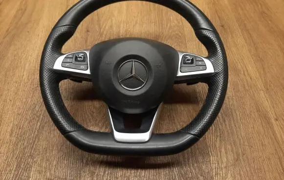 Mercedes-Benz E W238 Steering wheel A0004607701