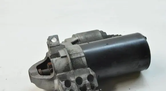 BMW 3 E92 E93 Starter motor 7801203