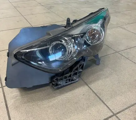 Infiniti FX Headlight/headlamp