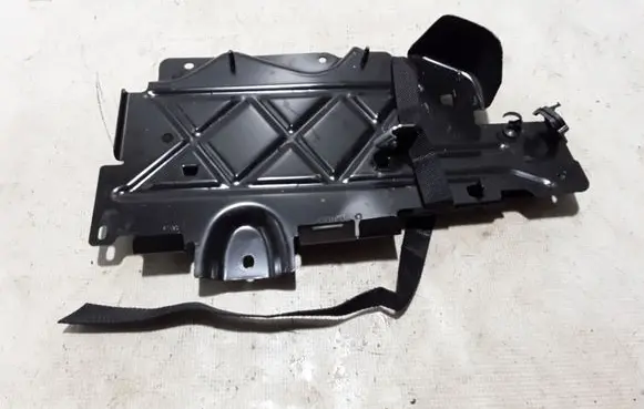 Battery bracket