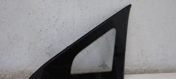 Mercedes-Benz Vito Viano W639 Front triangle window/glass A6396736305 6396736305