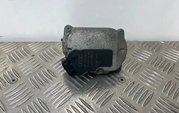 Audi A8 S8 D3 4E Intake manifold valve actuator/motor 059129086D