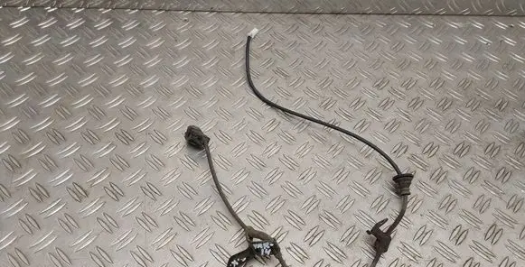 Toyota Yaris Rear ABS sensor wiring 
