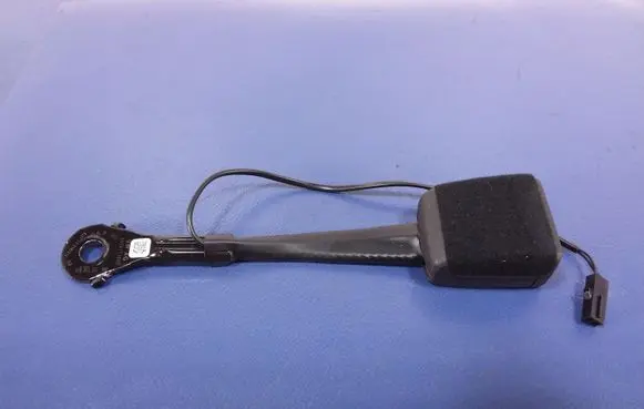Skoda Octavia 985 Front seatbelt 8Y0857755