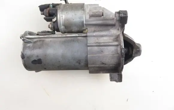 Peugeot 301 Starter motor D6G3 9648644680