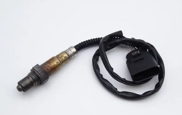 Audi A6 S6 C5 4B Lambda probe sensor 030906262L