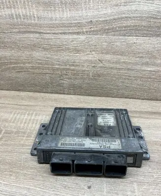 Peugeot 206 Engine control unit/module 9641815780 963770618003