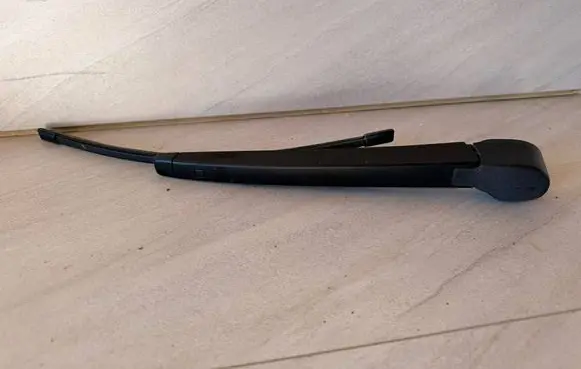 Seat Alhambra (Mk2) Rear wiper blade arm 5M0955707A