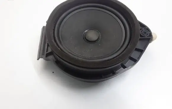 Opel Mokka Front door speaker 13350328