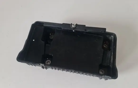Mercedes-Benz E W213 Battery tray A2136200018