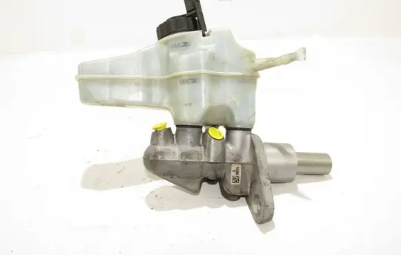 Volkswagen PASSAT CC Master brake cylinder 3c2611301