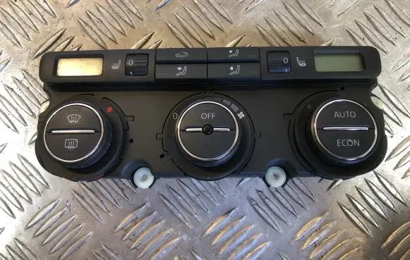 Volkswagen Touran I Climate control unit