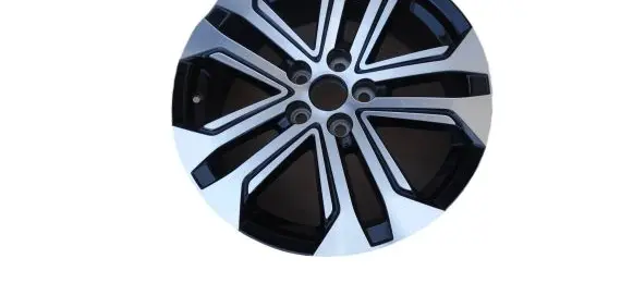 Toyota RAV 4 (XA40) R17 wheel hub/cap/trim PW45742001