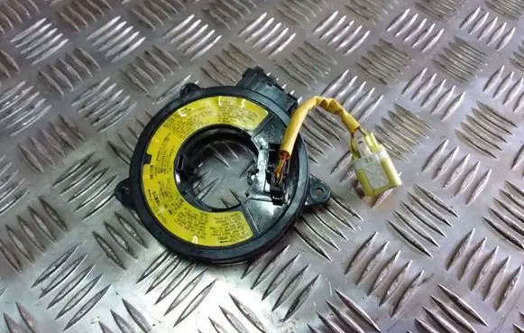 Mazda Premacy Airbag slip ring squib (SRS ring) Z10G120527
